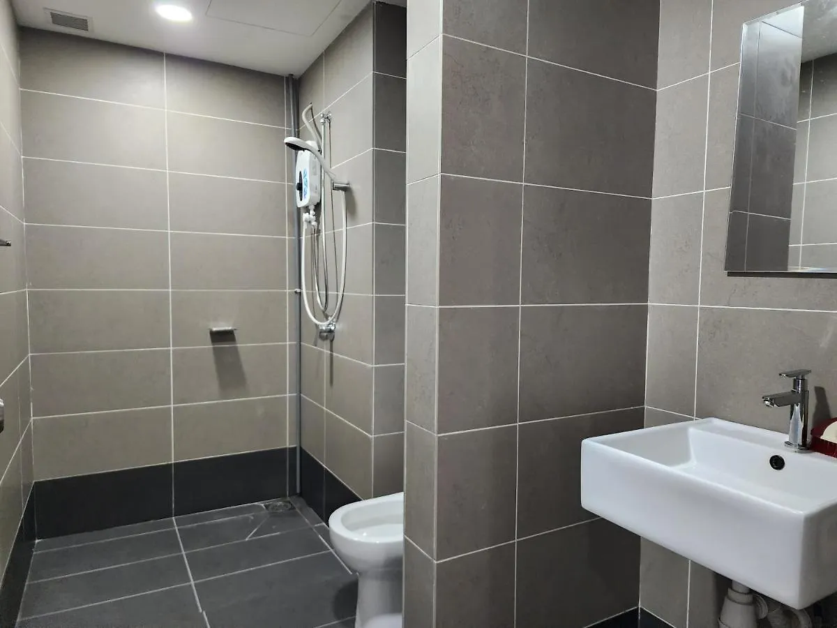 2 Rooms Cozy Stay Night View With Workspace#8Pax#1U#Damansara ペタリンジャヤ アパート